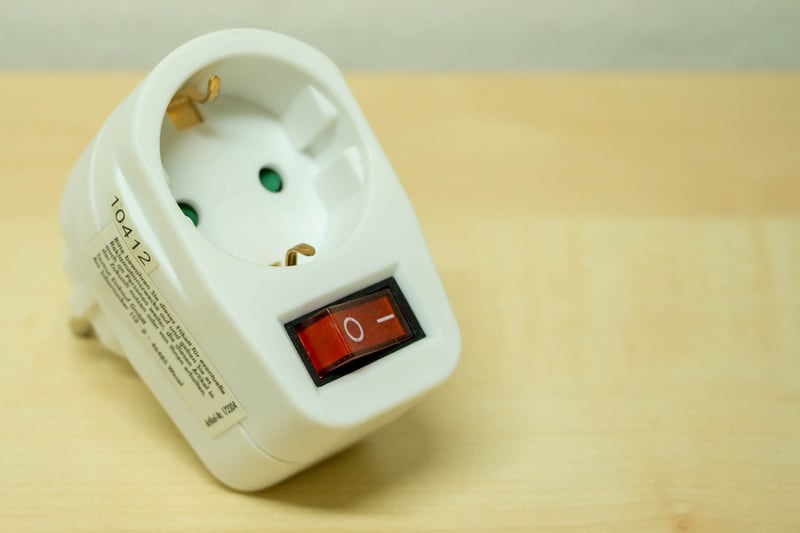 Universal Adapter